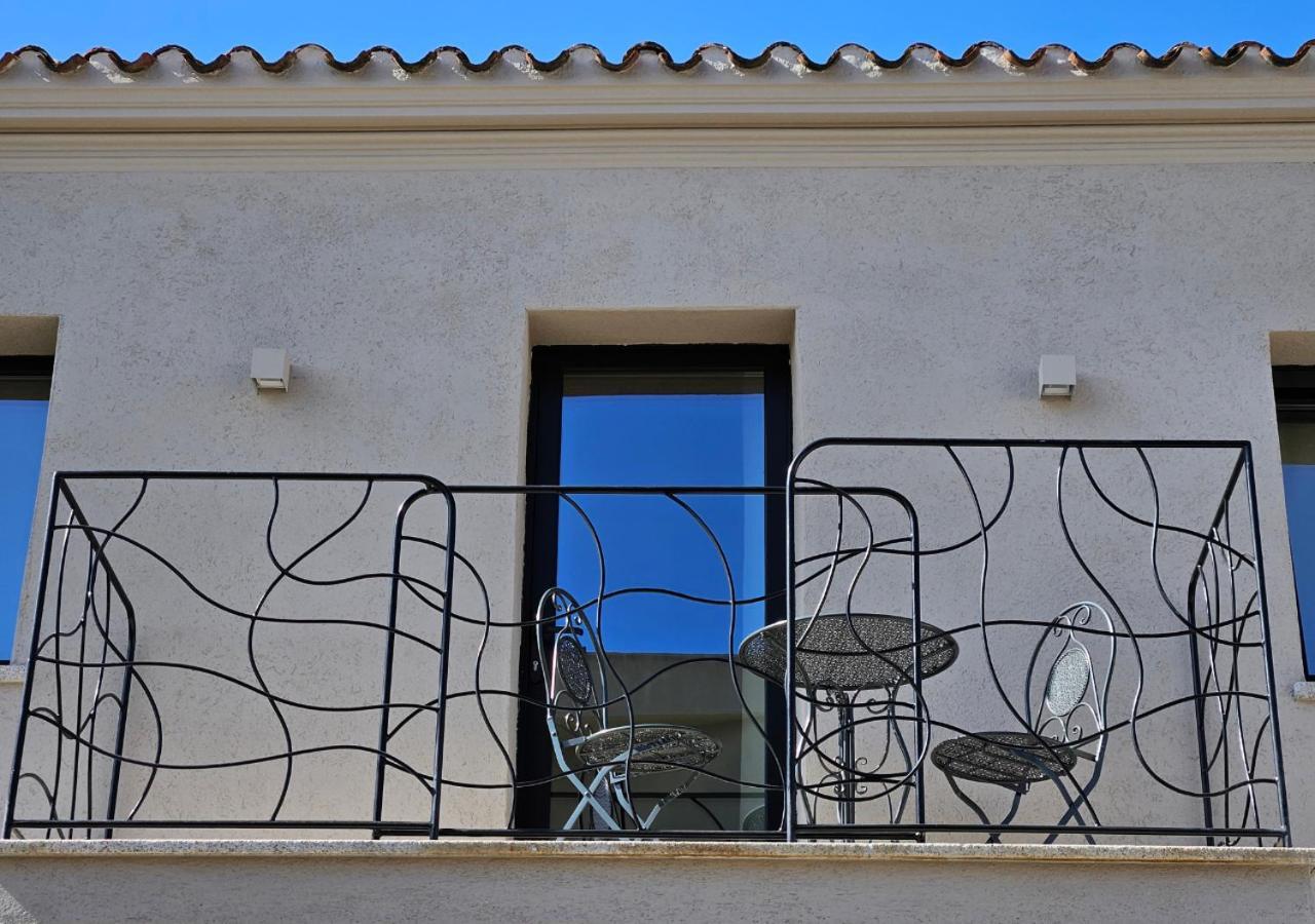 Rayuela Suites San Pantaleo Εξωτερικό φωτογραφία